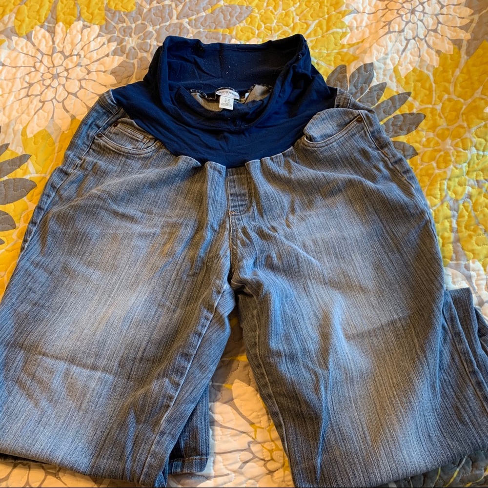Maternity jeans! Gently worn, very comfortable!
